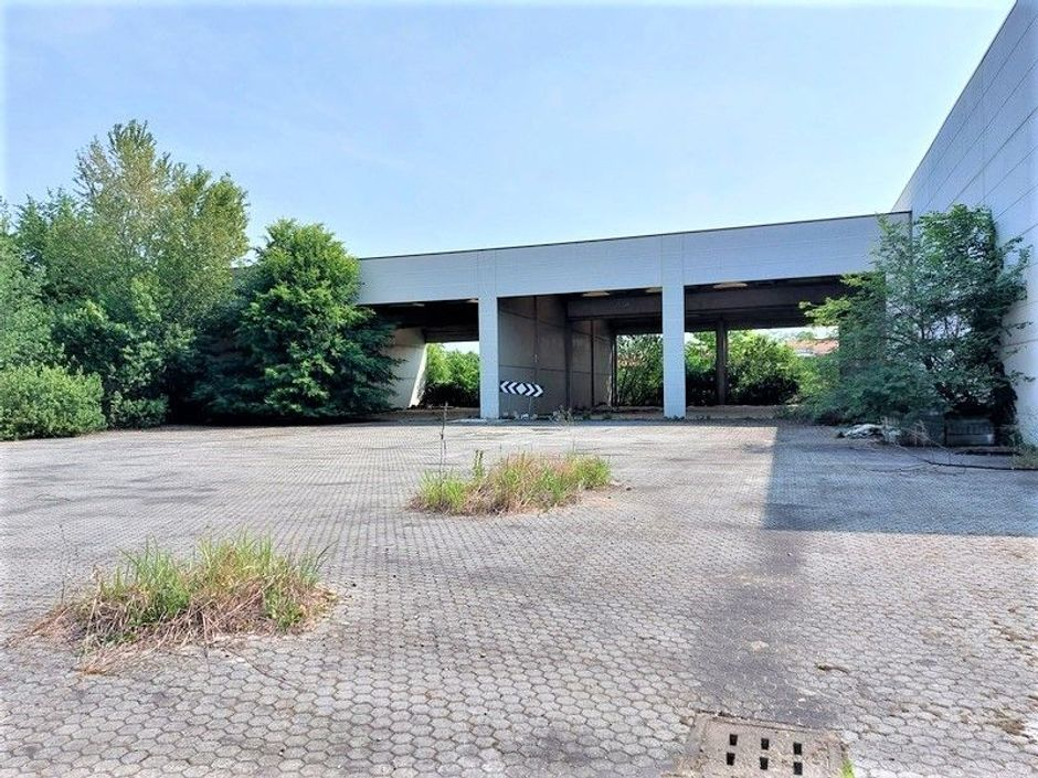#14771 Capannone industriale con area di pertinenza in vendita - foto 1