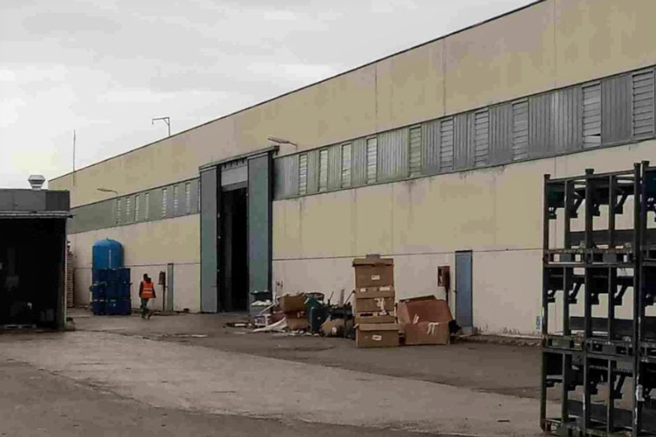 #14773 Porzione di capannone in zona industriale in vendita - foto 2
