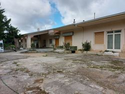 Guest house with bar and pizzeria - Lot 14836 (Auction 14836)