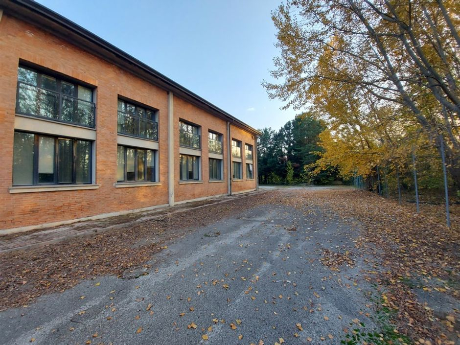 #14858 Complesso produttivo con terreno di pertinenza in vendita - foto 3