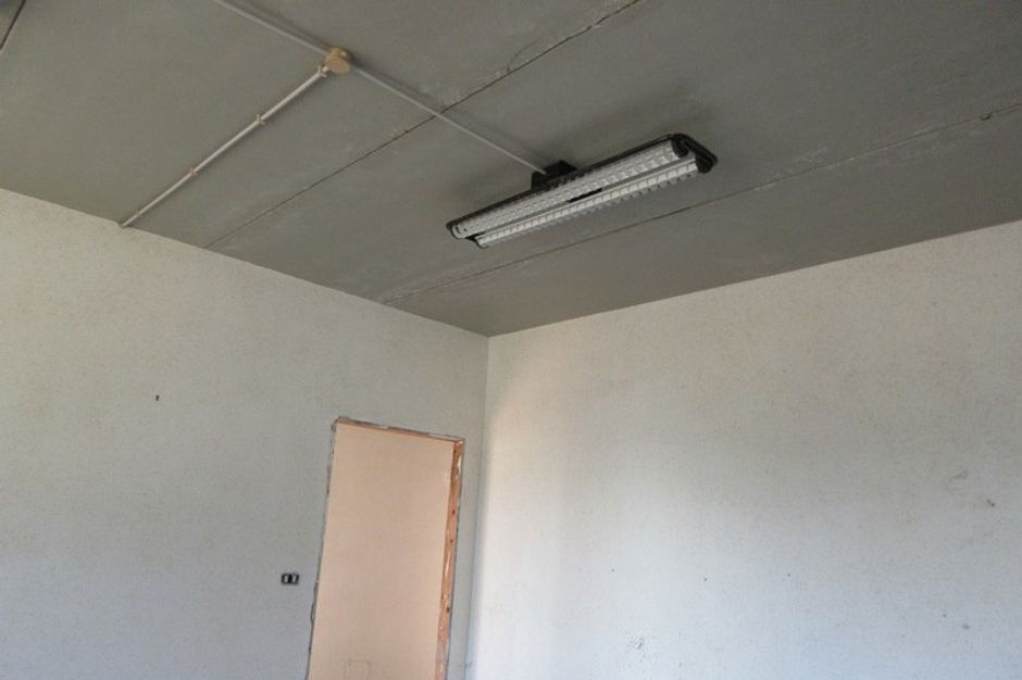 #14868 Porzione di capannone con uffici e corte in vendita - foto 12