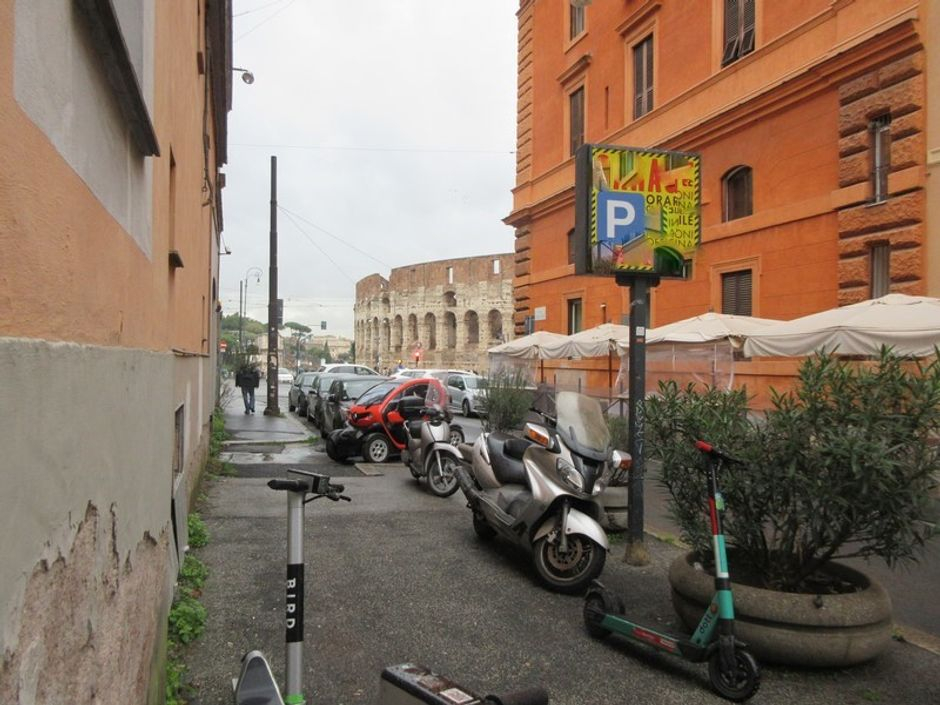 #14871 Immobile commerciale su più livelli vicino al Colosseo in vendita - foto 2
