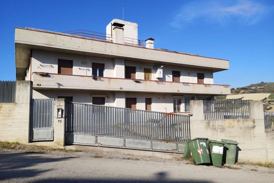 #14874 Edificio artigianale con alloggio custode in vendita - foto 3
