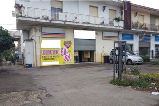 Immobili commerciali in vendita