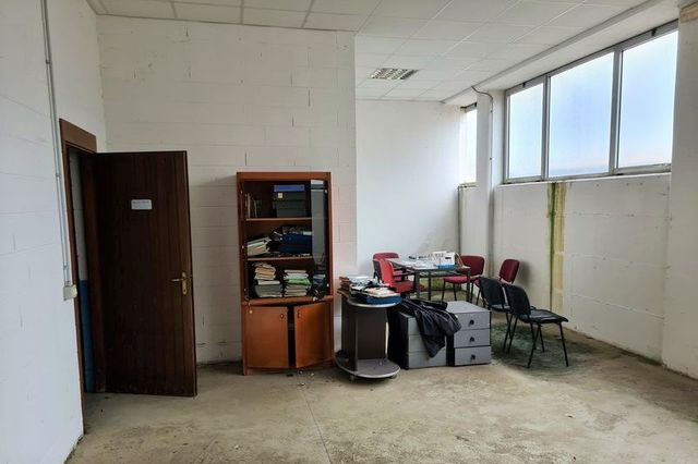 Con servizi in vendita