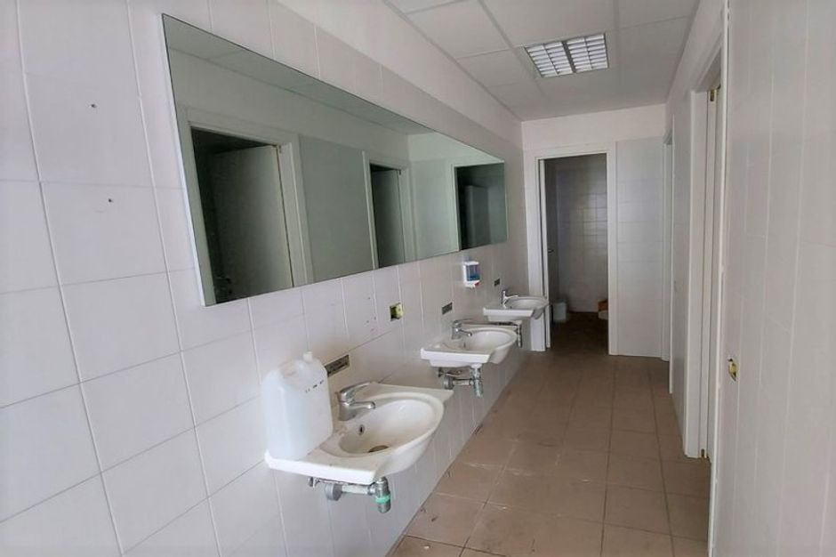 #14888 Capannone con uffici e sala lavorazione in vendita - foto 6