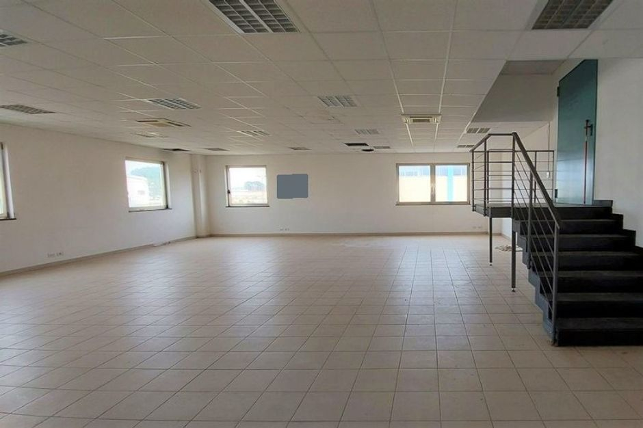 #14888 Capannone con uffici e sala lavorazione in vendita - foto 13