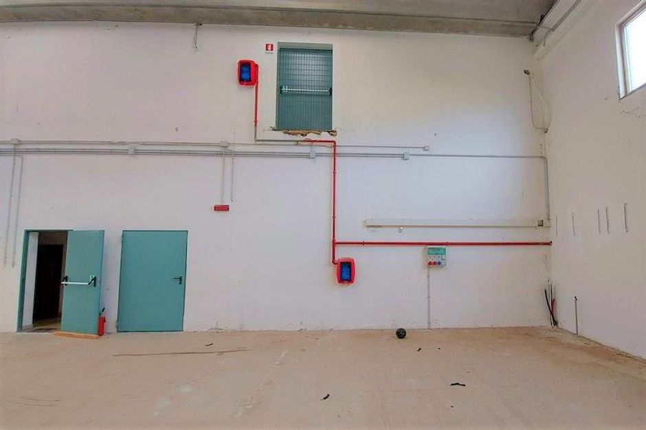 #14888 Capannone con uffici e sala lavorazione in vendita - foto 18