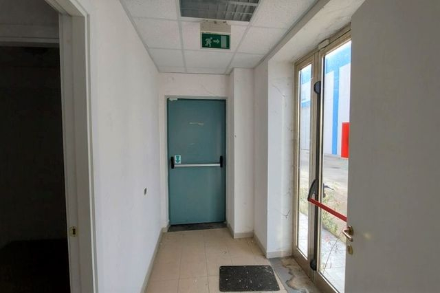 Con servizi in vendita
