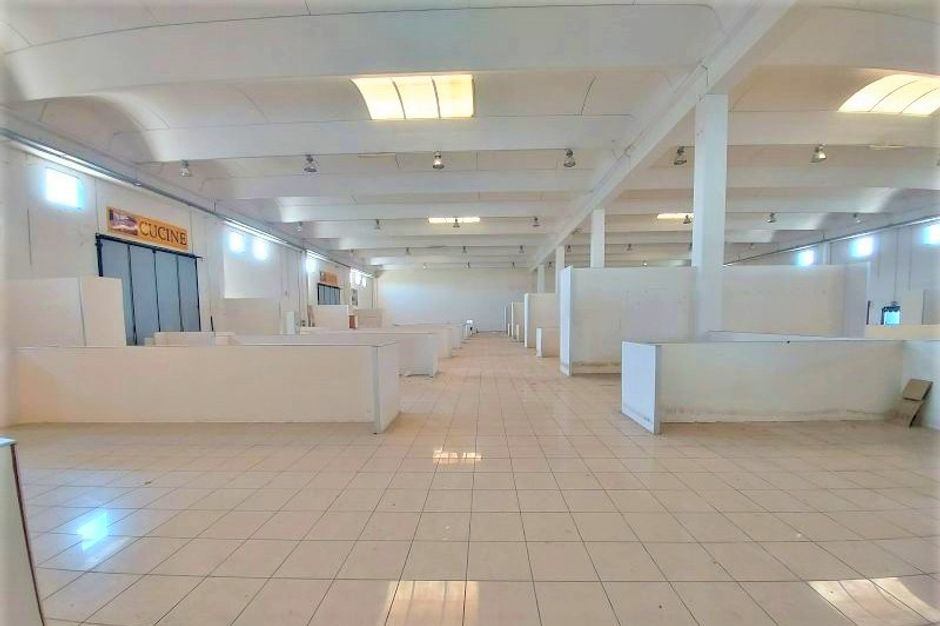 #14890 Capannone commerciale con blocco uffici in vendita - foto 4
