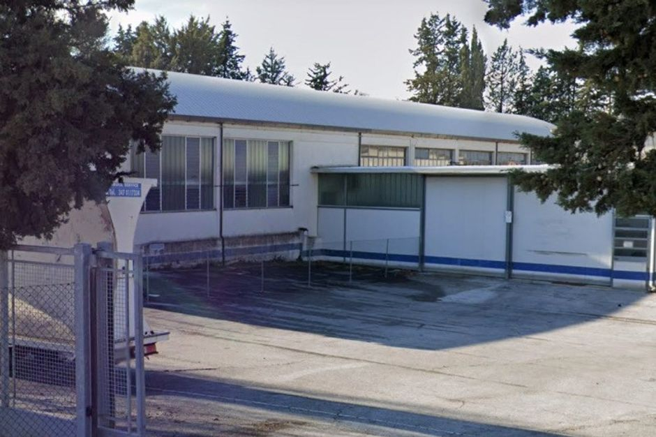 #14894 Capannone con laboratorio e corte privata in vendita - foto 2