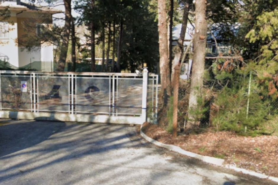 #14894 Capannone con laboratorio e corte privata in vendita - foto 3