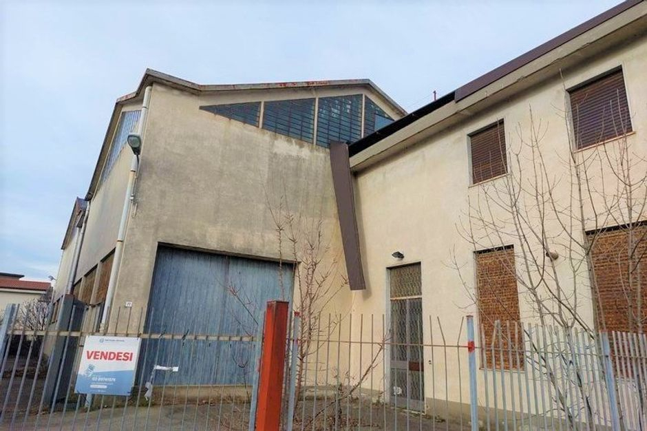 #14895 Edificio produttivo con magazzini e mensa in vendita - foto 1