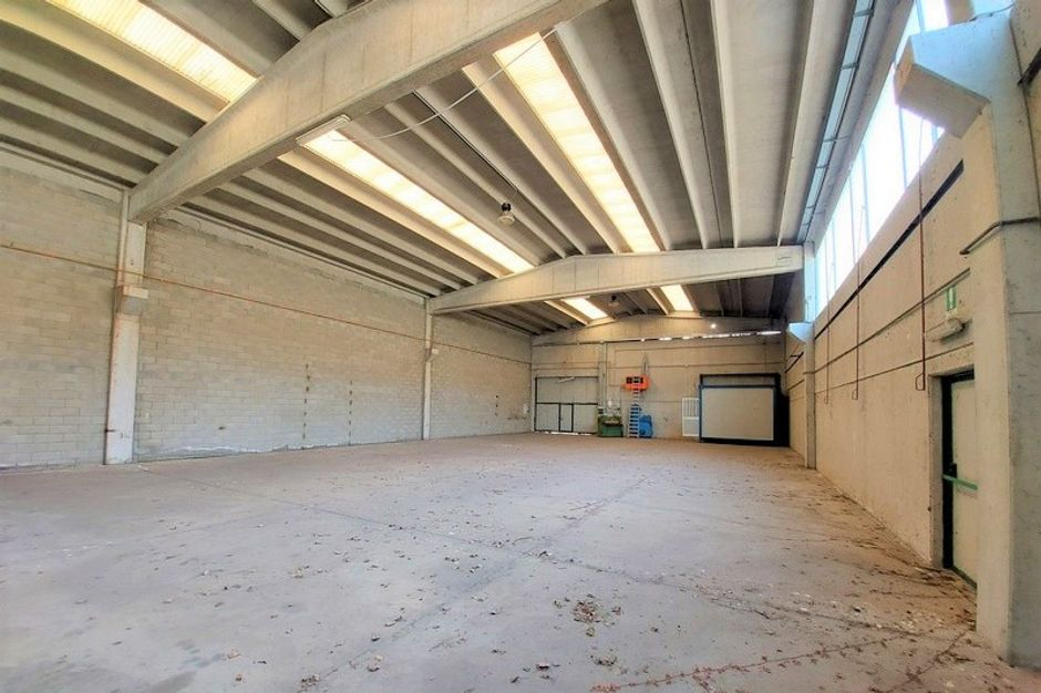 #14897 Capannone a magazzino e corte privata in vendita - foto 5