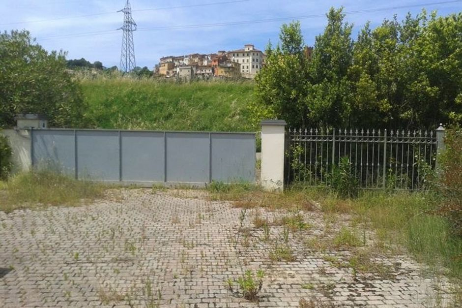 #14911 Capannone da ristrutturare con stradello in vendita - foto 18