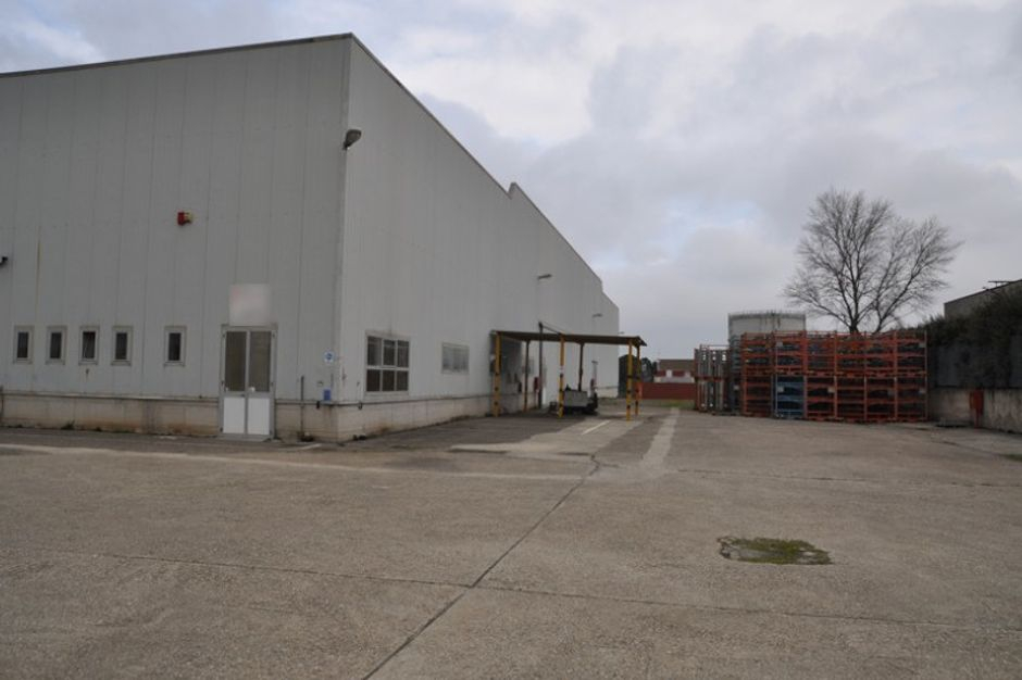 #14957 Capannone industriale con uffici e alloggio custode in vendita - foto 12