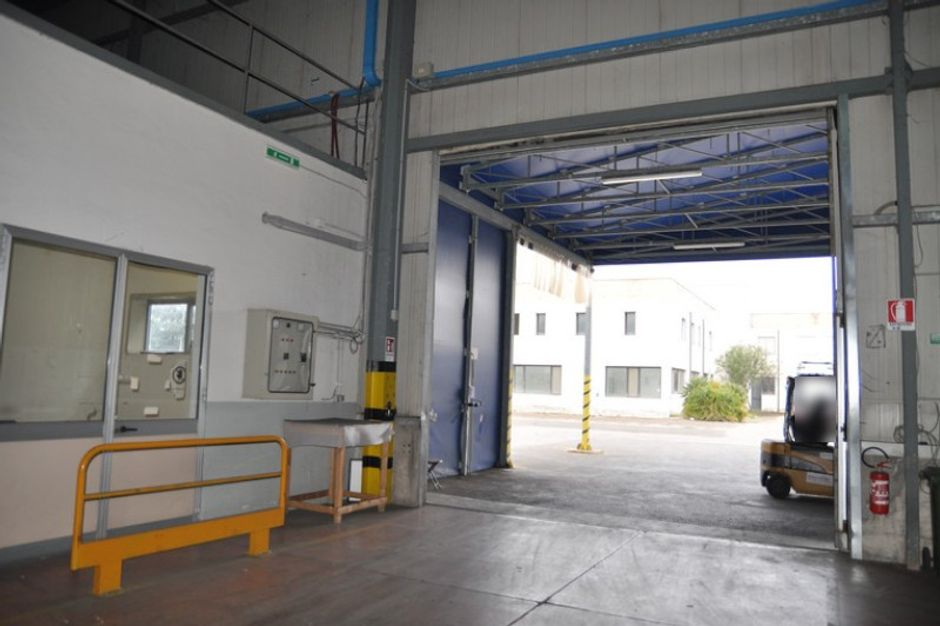 #14957 Capannone industriale con uffici e alloggio custode in vendita - foto 15