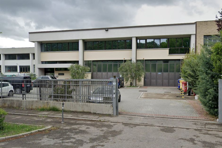 #14958 Porzione di capannone artigianale in vendita - foto 2