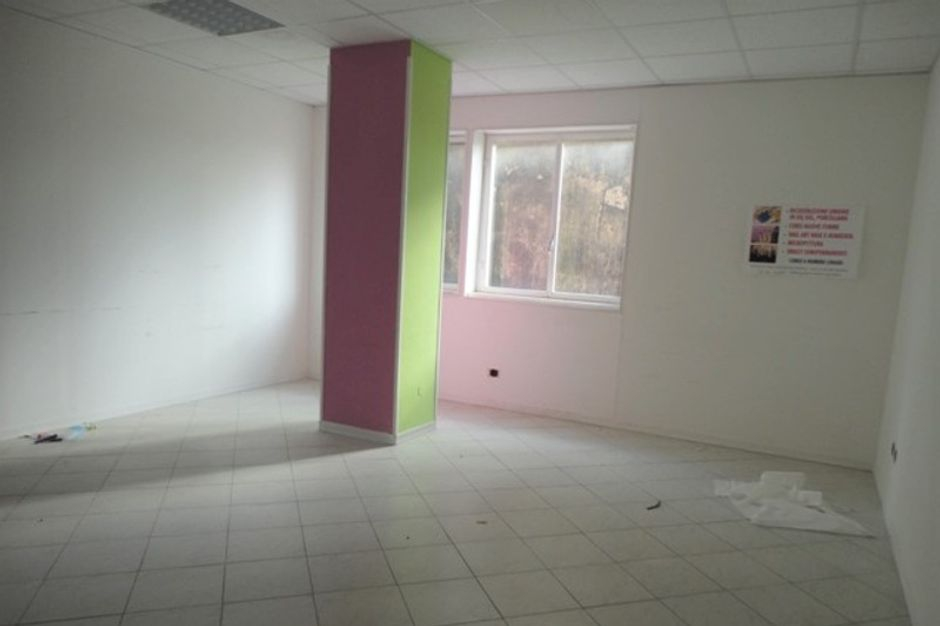 #1499 Locali polifunzionali in edificio a torre in vendita - foto 10