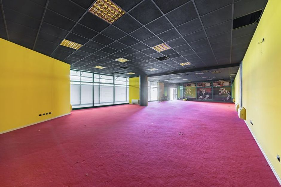 #15006 Negozio in complesso commerciale in vendita - foto 3