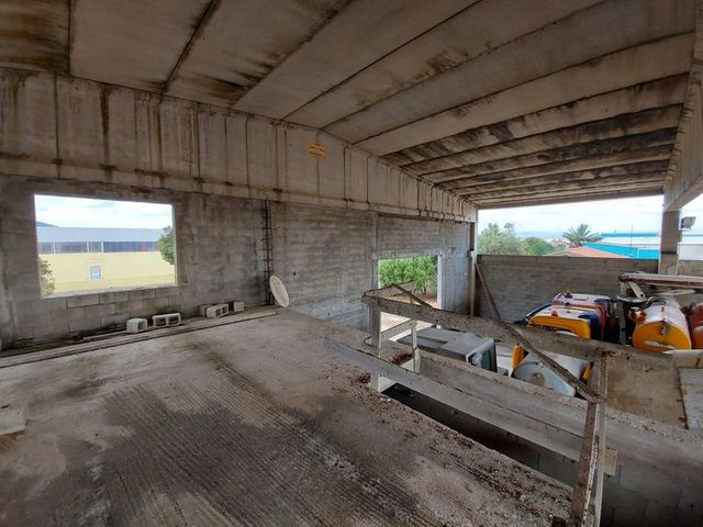 Fabbricati industriali in vendita
