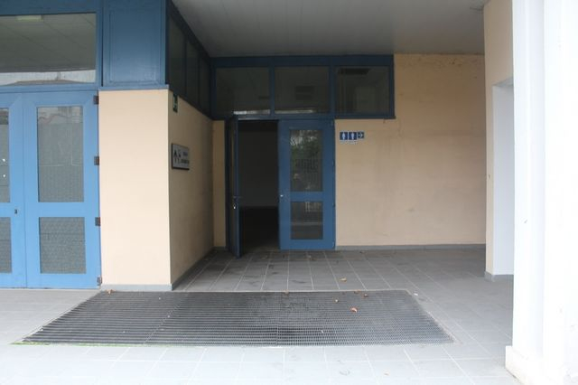 Negozi in vendita