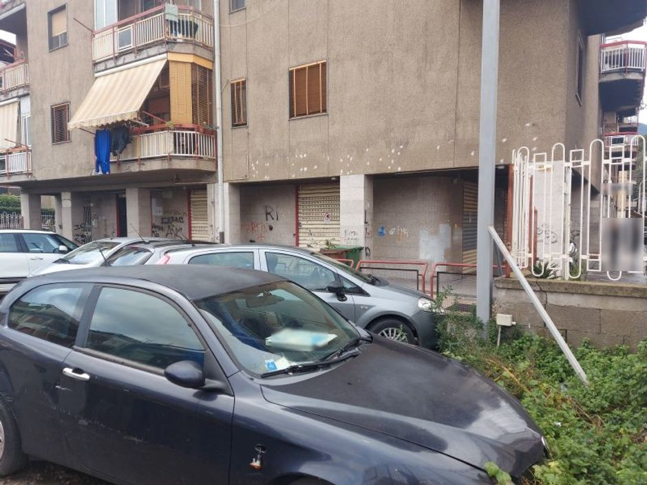 #15113 Tre locali per ex istituto di credito in vendita - foto 2