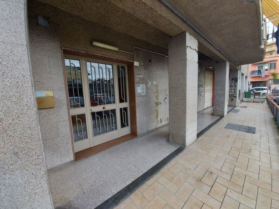 #15113 Tre locali per ex istituto di credito in vendita - foto 3
