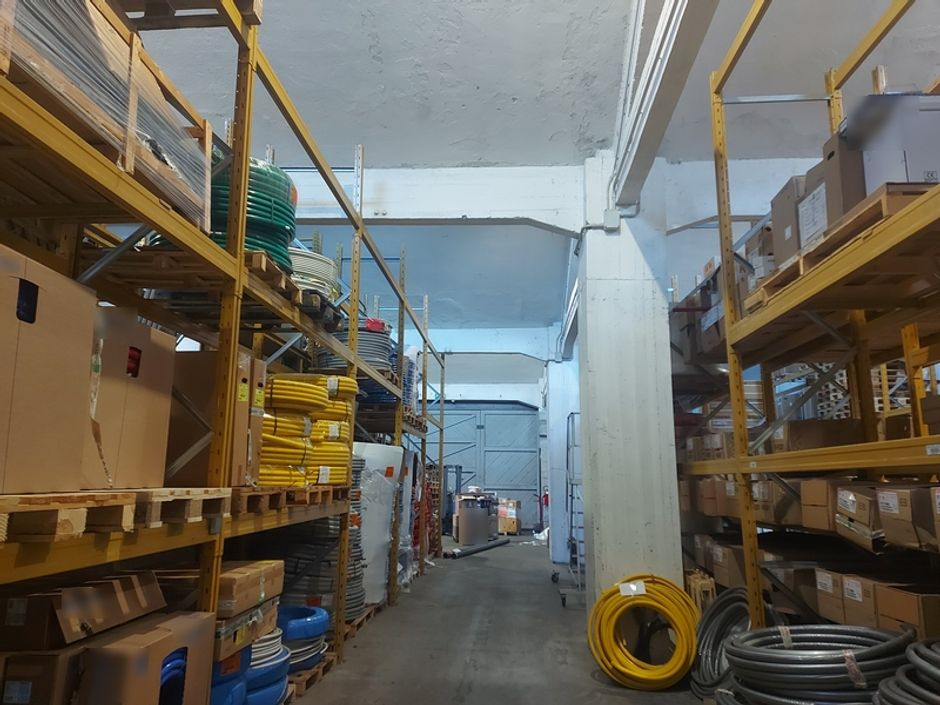 #15122 Immobile commerciale con magazzini in vendita - foto 9