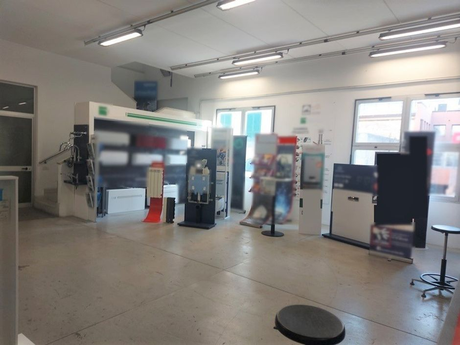 #15122 Immobile commerciale con magazzini in vendita - foto 14