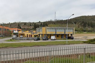 Capannoni artigianali in vendita