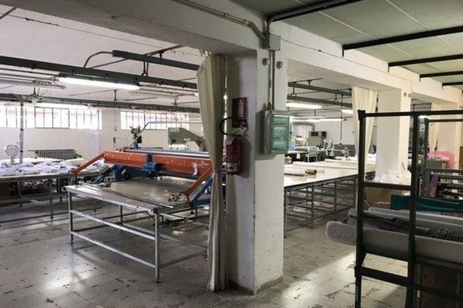 #15157 Capannone con 3 unità artigianali con area esterna in vendita - foto 8