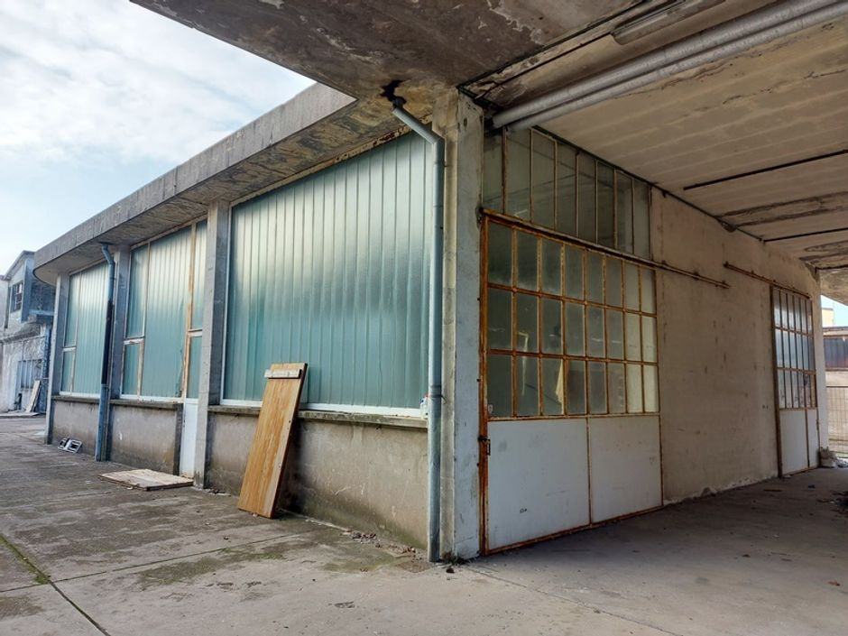 #15164 Magazzino e laboratorio in stato di abbandono in vendita - foto 4