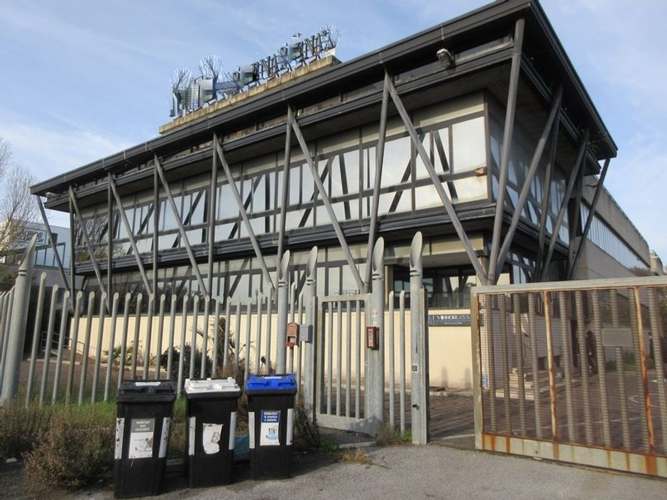 #15190 Complesso aziendale industriale settore arredamento in vendita - foto 1