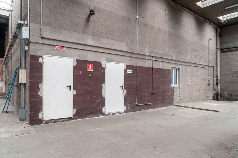 #15240 Capannone industriale con pertinenze in vendita - foto 11