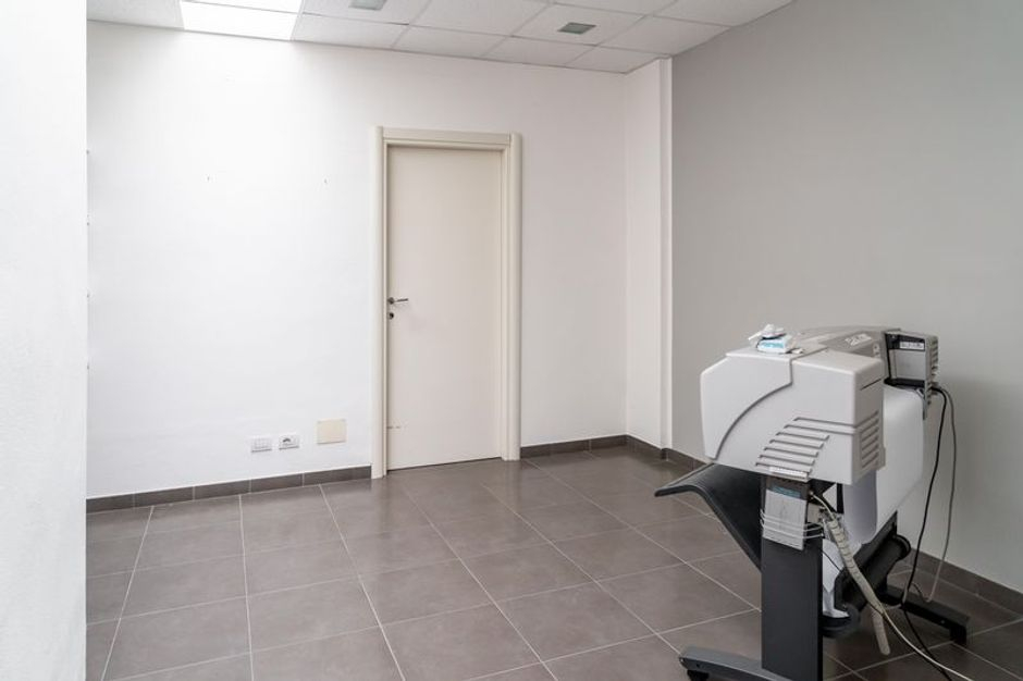 #15240 Capannone industriale con pertinenze in vendita - foto 30