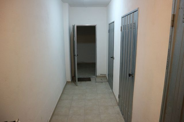 Garage in vendita