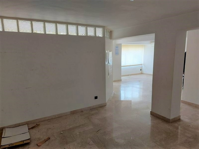 Studi privati in vendita