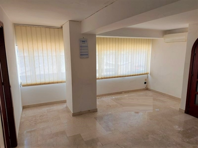 Studi privati in vendita