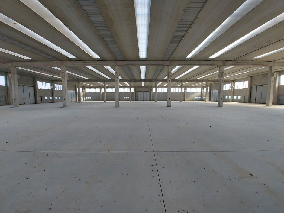 #15375 Due capannoni industriali in vendita - foto 2