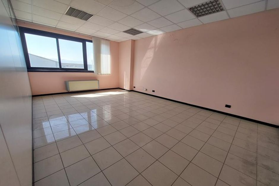 #15412 Capannone in zona industriale in vendita - foto 10