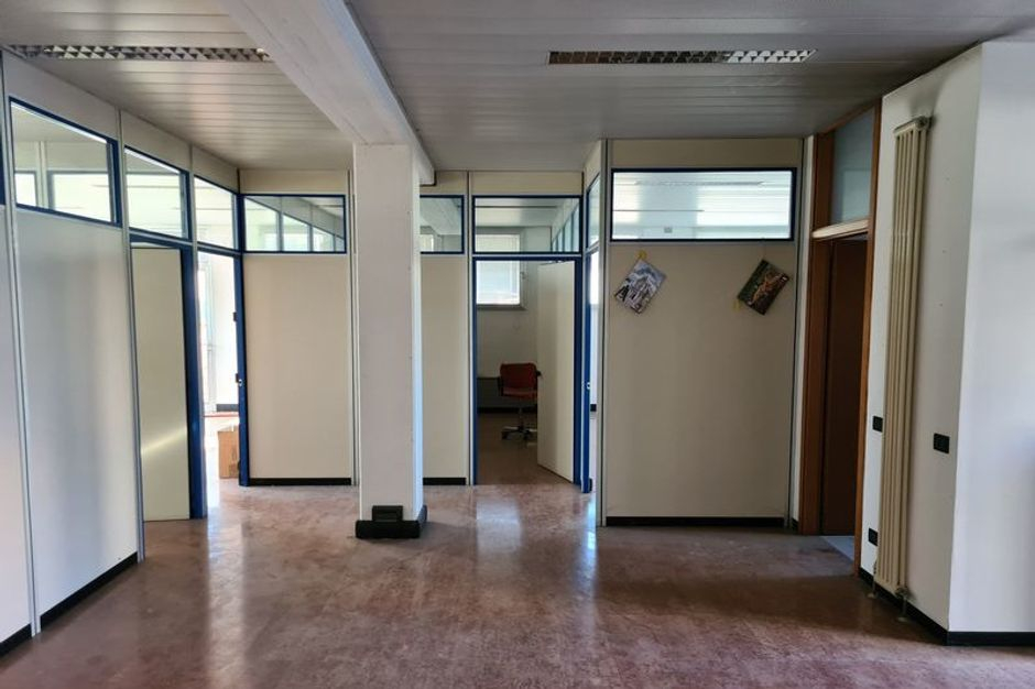 #15543 Laboratorio artigianale con uffici e magazzino in vendita - foto 5