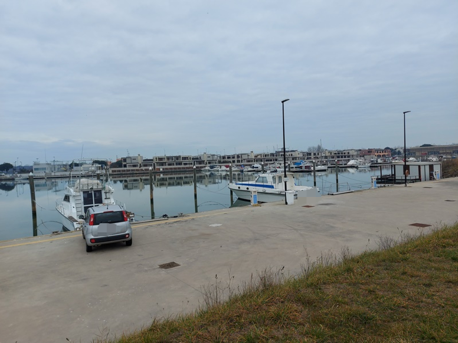 #15562 Posto barca 10x3,70m (sub 2) in vendita - foto 5