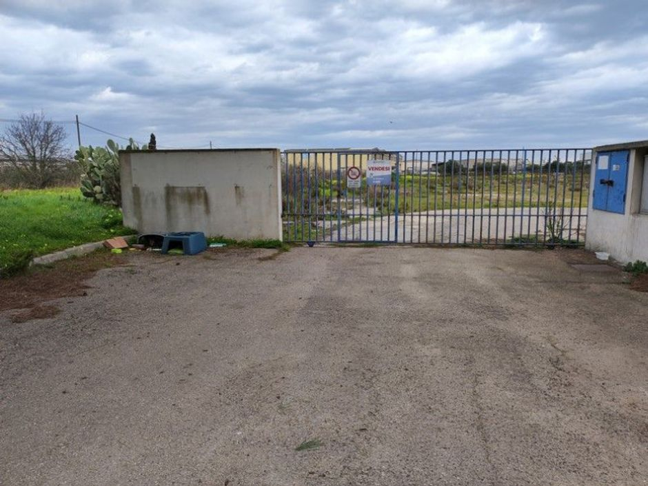 #15781 Capannone industriale con piazzale in vendita - foto 14