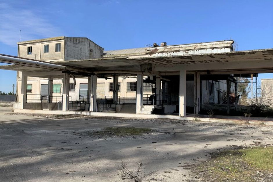 #15801 Opificio con terreno edificabile industriale in vendita - foto 1