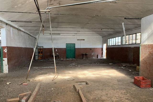 Fabbricati industriali in vendita