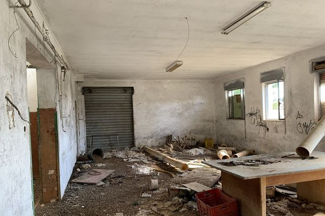 Fabbricati industriali in vendita