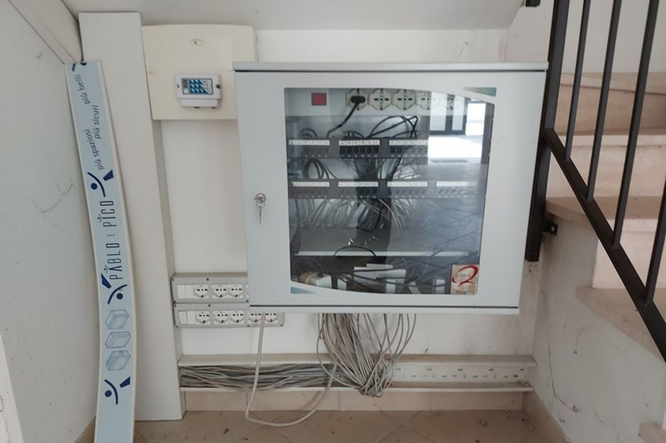 #15886 Magazzino duplex e posto auto scoperto in vendita - foto 7