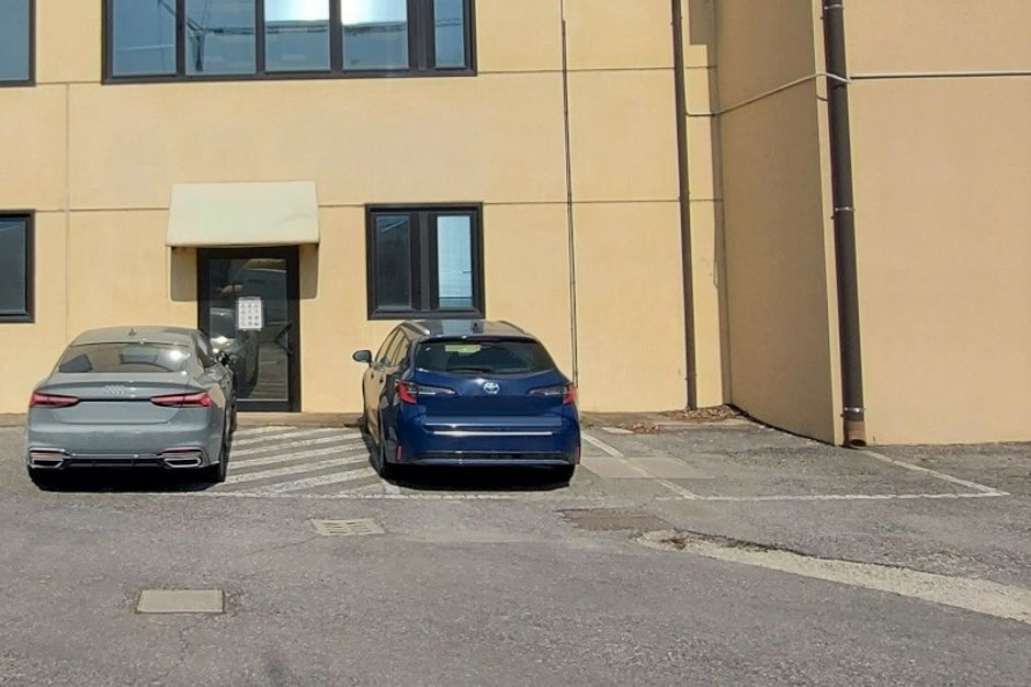 #15886 Magazzino duplex e posto auto scoperto in vendita - foto 14