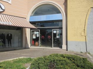 Immobili commerciali in vendita